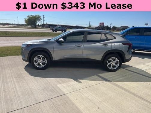 2025 Chevrolet Trax LS