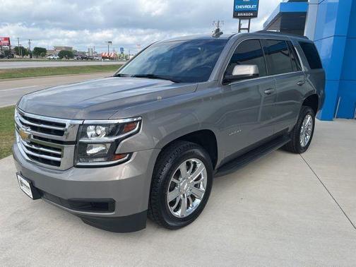 Pepperdust Metallic 2018 Chevrolet Tahoe LS