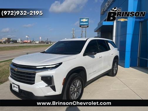 2025 Chevrolet Traverse LT