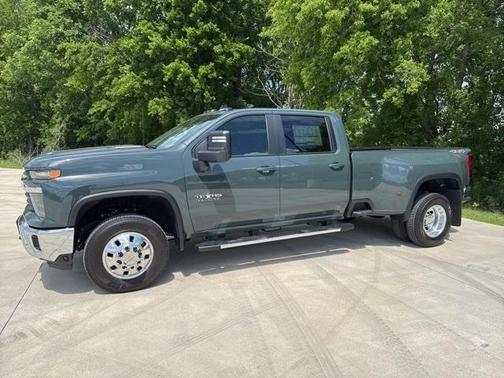 2025 Chevrolet Silverado 3500 LT