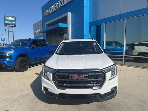 2023 GMC Terrain AT4