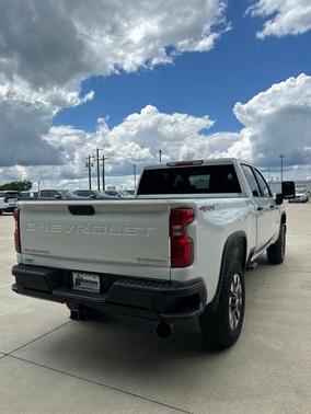 2025 Chevrolet Silverado 2500 Custom