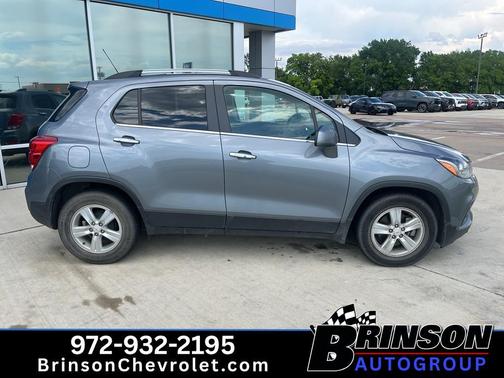 Satin Steel Metallic 2019 Chevrolet Trax LT