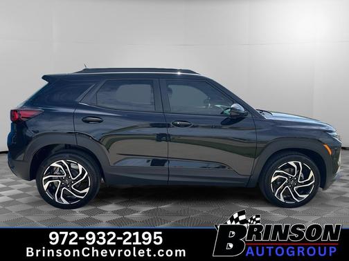 Mosaic Black Metallic 2026 Chevrolet Trailblazer RS