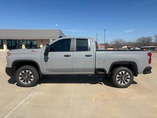 2025 Chevrolet Silverado 2500 Custom