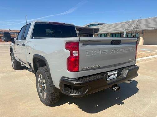 2025 Chevrolet Silverado 2500 Custom