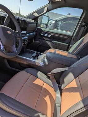 2025 Chevrolet Silverado 2500 High Country