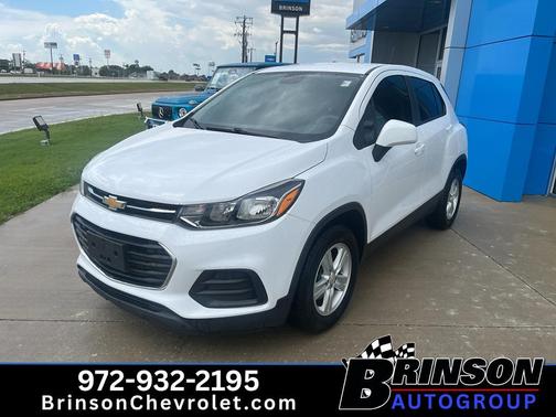 Summit White 2020 Chevrolet Trax LS