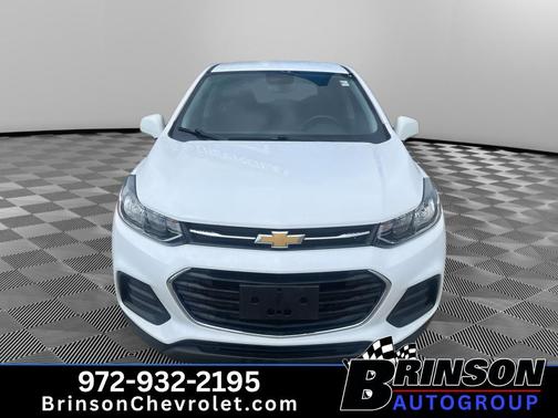 Summit White 2020 Chevrolet Trax LS