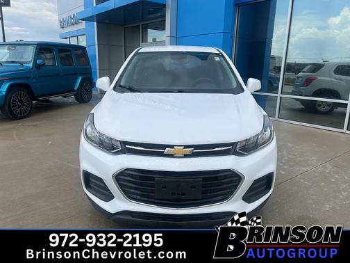 Summit White 2020 Chevrolet Trax LS