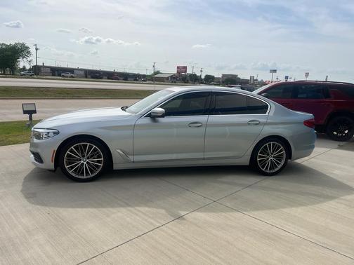 Glacier Silver Metallic 2018 BMW 530 i