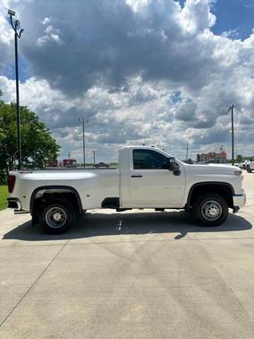 2025 Chevrolet Silverado 3500 WT