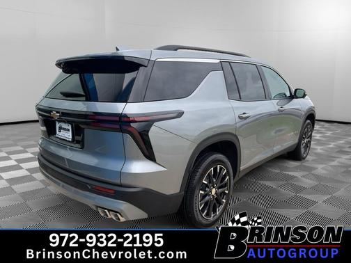 Sterling Gray Metallic 2026 Chevrolet Traverse LT