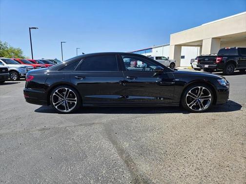 2025 Audi A8 L 55 TFSI quattro Tiptronic