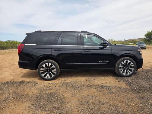 AGATE BLACK METALLIC 2026 Ford Expedition Platinum