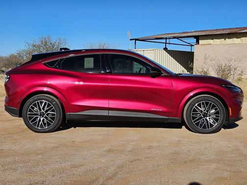 MOLTEN MAGENTA TINTED CC 2025 Ford Mustang Mach-E Premium