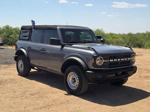 CARBONIZED GRAY METALLIC 2025 Ford Bronco Base