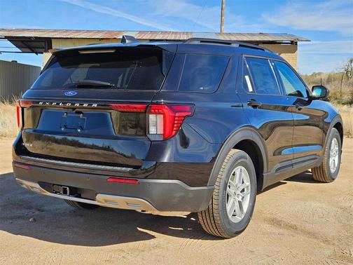 2026 Ford Explorer Active (200A)