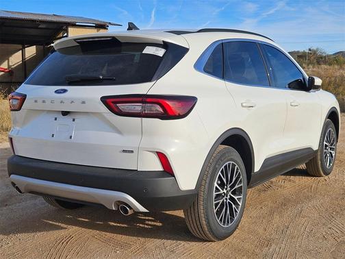 2026 Ford Escape PHEV SE