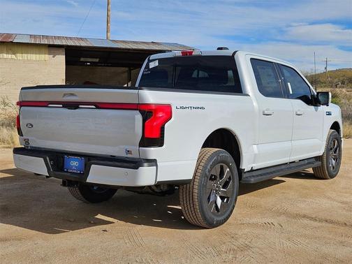 2025 Ford F-150 Lightning LARIAT
