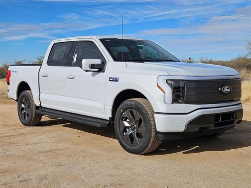 2025 Ford F-150 Lightning LARIAT