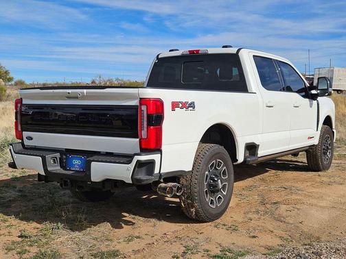 STAR WHITE 2026 Ford F-250 Platinum