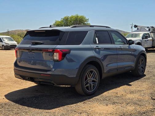 VAPOR BLUE 2026 Ford Explorer ST-Line