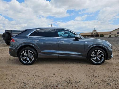 2023 Audi Q8 55 Prestige