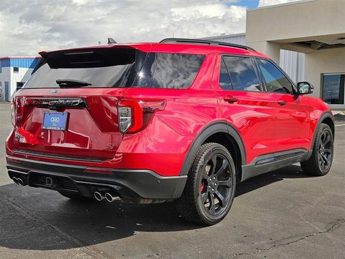 2022 Ford Explorer ST