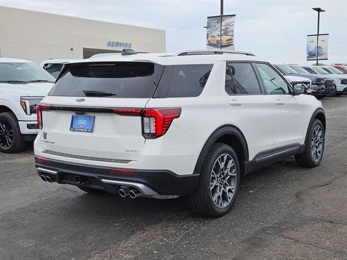 2025 Ford Explorer Platinum