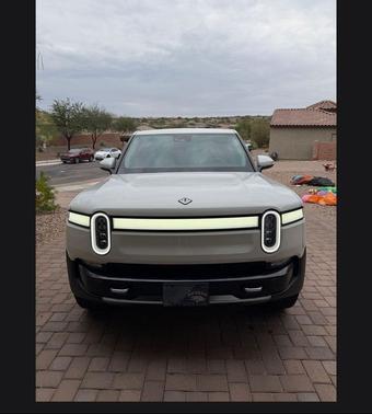 2022 Rivian R1T Adventure