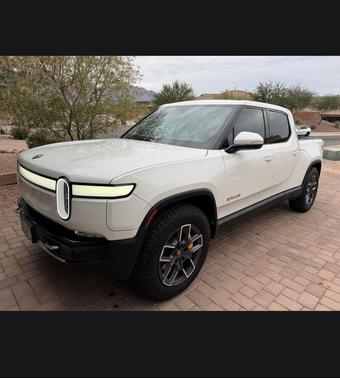 2022 Rivian R1T Adventure