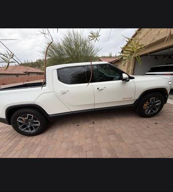 2022 Rivian R1T Adventure