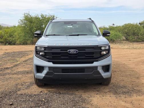 GLACIER GRAY MET TRI-COAT 2026 Ford Expedition Max Active 4x4