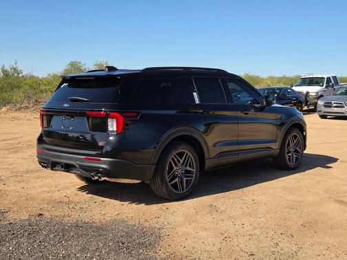 Agate Black Metallic 2026 Ford Explorer ST