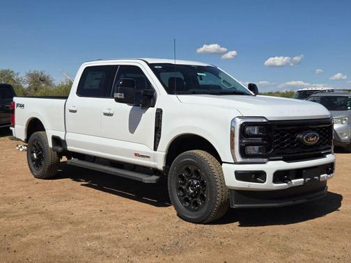 OXFORD WHITE 2026 Ford F-250 Lariat