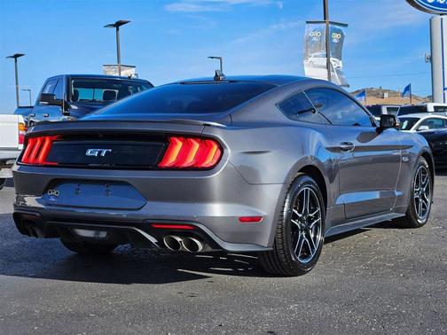 2022 Ford Mustang GT Premium