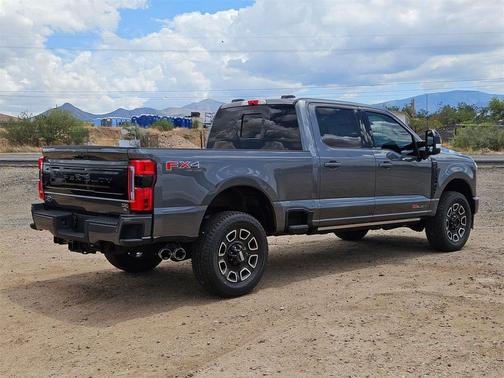 2025 Ford F-250 Platinum