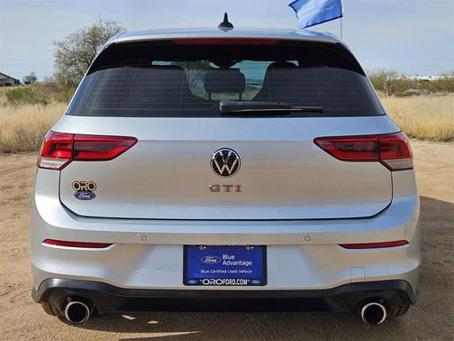 2023 Volkswagen Golf GTI 2.0T SE DSG