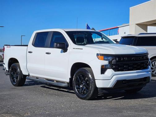 2024 Chevrolet Silverado 1500 Custom