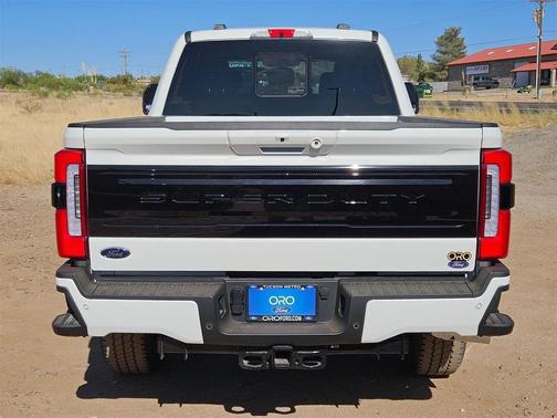 2025 Ford F-250 Platinum