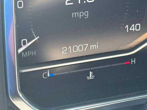 White Frost Tricoat 2025 GMC Sierra 1500 Denali Ultimate