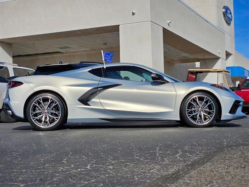 2023 Chevrolet Corvette Stingray w/3LT
