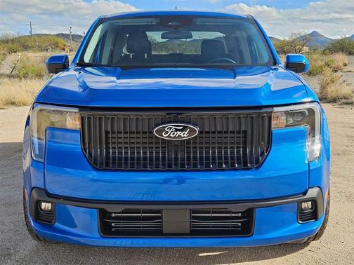 2025 Ford Maverick Lobo Standard