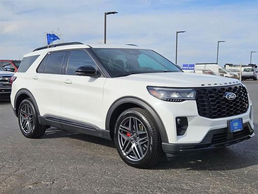 2025 Ford Explorer ST