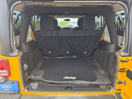 Baja Yellow Clearcoat 2015 Jeep Wrangler Unlimited Rubicon