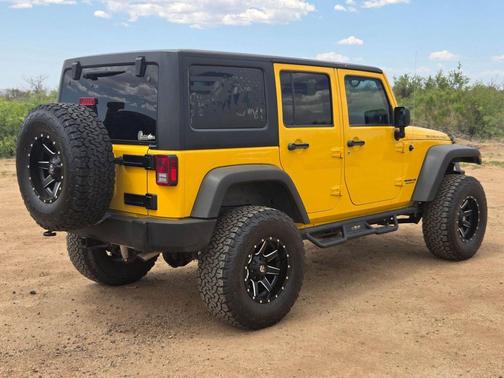 Baja Yellow Clearcoat 2015 Jeep Wrangler Unlimited Rubicon