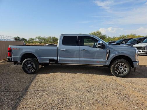 2025 Ford F-350 Platinum