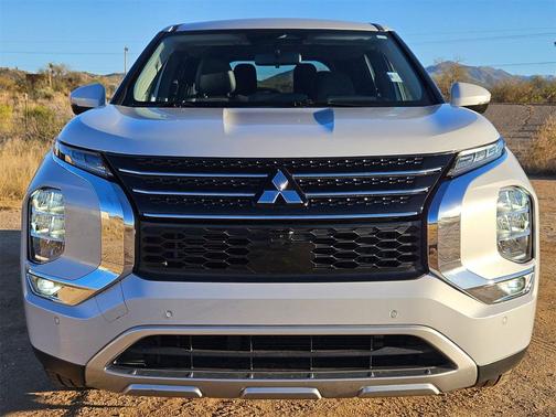 2023 Mitsubishi Outlander SE 2.5 2WD