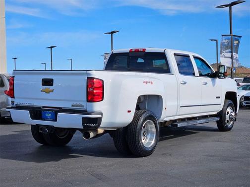 2015 Chevrolet Silverado 3500 High Country